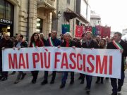 Una sinistra sempre più in crisi che usa il fascismo come capro espiatorio per i suoi fallimenti