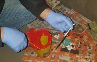 Bolzano, soffitte occupate in via Torino – Sini: raccolte decine di siringhe