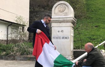 Tricolore al Brennero, Kompatscher (Svp) se ne lava le mani – protesta Urzì e Cpi